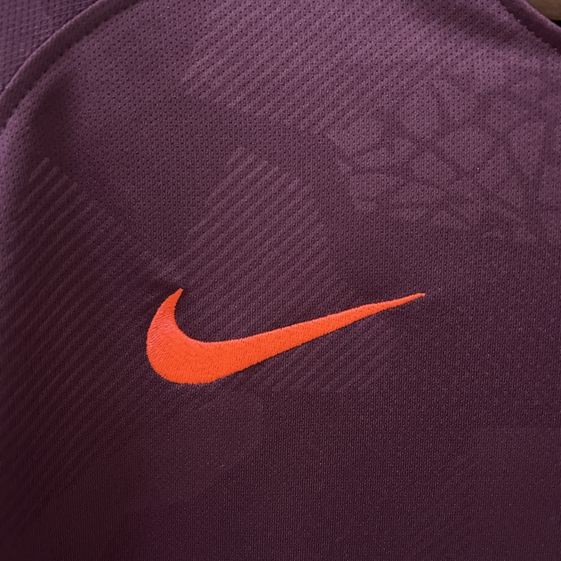 Retro 17/18 Barcelona Third Jersey