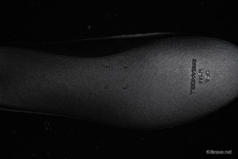 Nike Air Jordan 4 Retro Sneakers in Orchid Pink with Cement Grey Accents - AQ9129-501