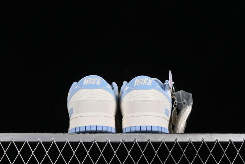 Nike SB Dunk Low Supreme Collaboration - Sky Blue Canvas Anniversary Custom Low-Top Casual Skate Shoes - BB6698-513