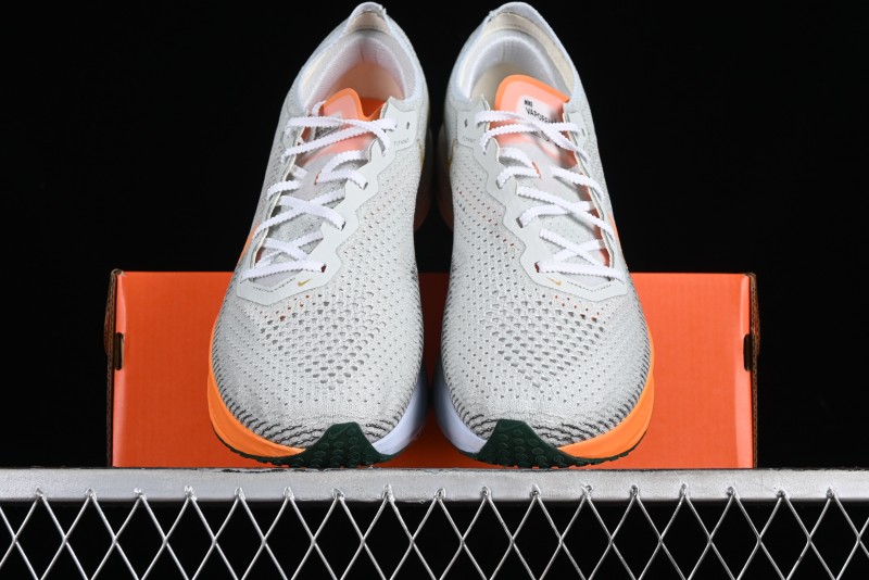 Nike ZoomX Vaporfly NEXT% 3 Marathon Series Foam Ultra-Lightweight Cushioned Running Shoes - FV3633-081