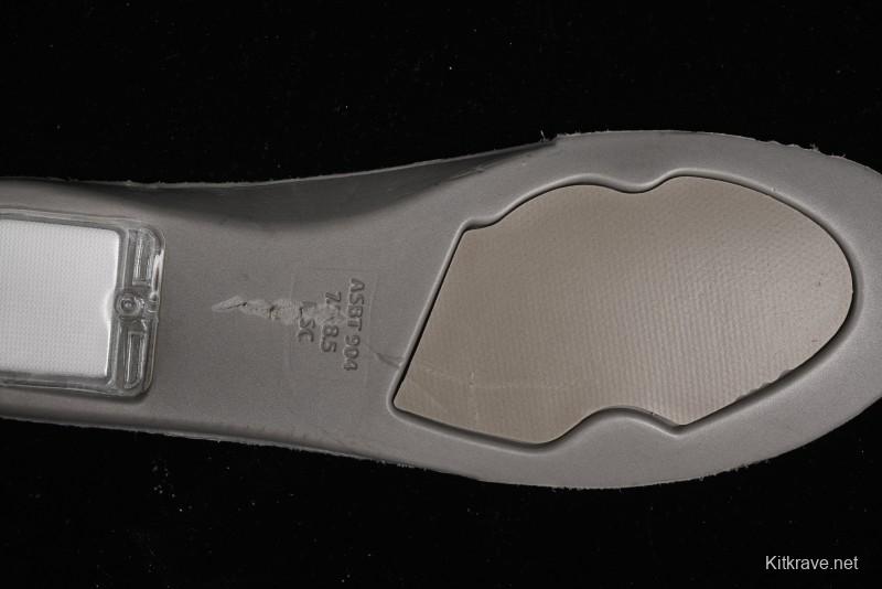 Nike Futura x Dunk Low Pro SB Skate Shoes with Tie-Dye Design - HF6061-400