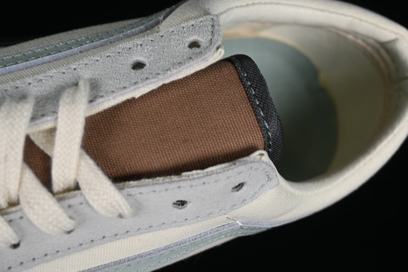 Vans Old Skool Reissue 136 Retro Casual Vulcanized Sneakers in Gray Blue White - VN000CRPGRN