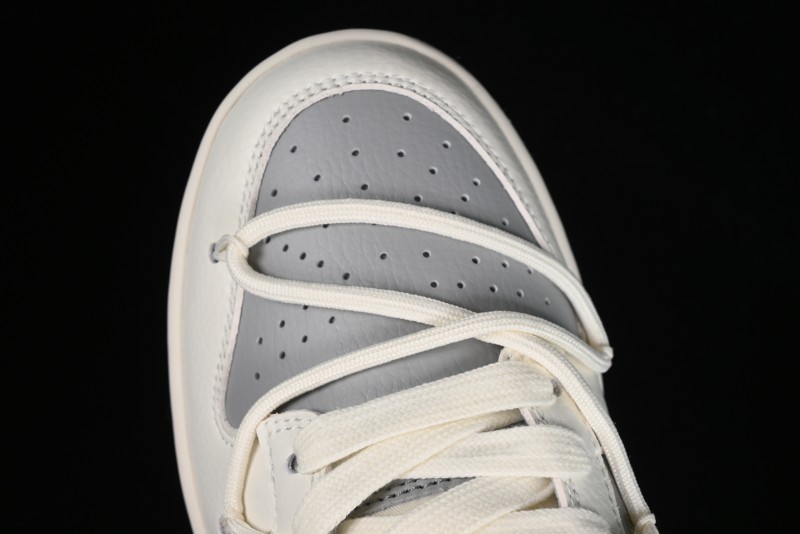 Nike SB Dunk Low Supreme Collaboration - Beige White Fox Lettering Anniversary High-End Custom Low-Top Casual Skate Shoes - JJ5688-106