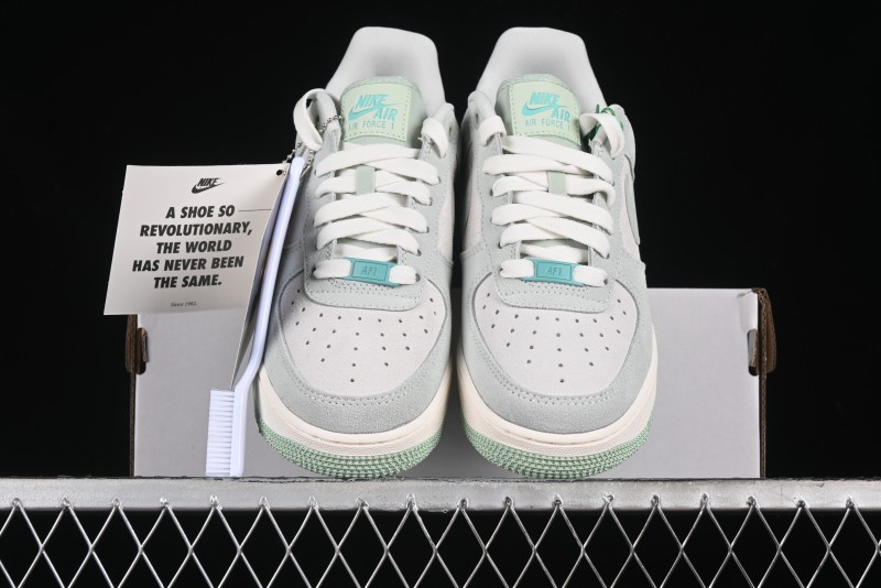 Nike Air Force 1 '07 Low Casual Sneakers with Full-Length Air Cushion - HQ1497-099
