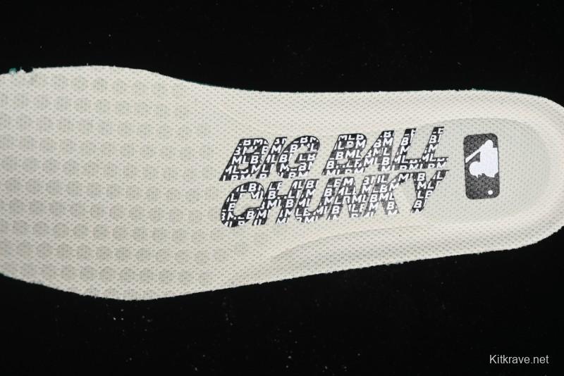 New York Yankees MLB Bigball Chunky Embo Monogram Thick Sole Sandals - 3ASHBEM4N50IVS