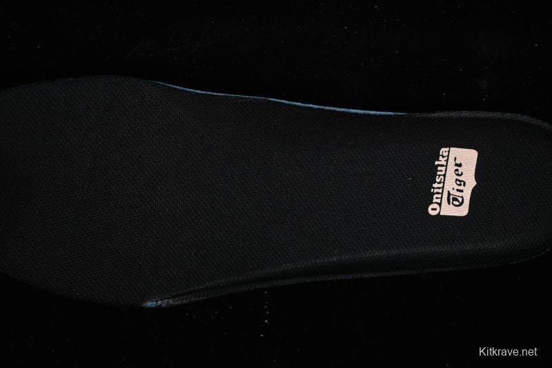 Onitsuka Tiger Sclaw Comfortable Versatile Slip-Resistant Low-Top Lifestyle Sneakers - 1183B969-400