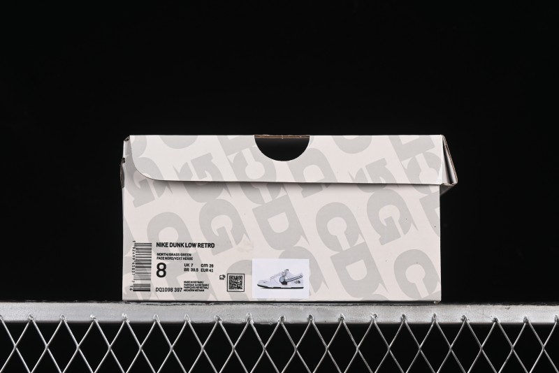 Nike Dunk Low The North Face CDG Collaboration - Green Label SB Low-Top Skate Shoes - DQ1098-397