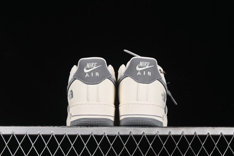 Nike Air Force 1 '07 Low The North Face Bear Collaboration - Beige Grey Swoosh Low-Top Casual Sneakers - KK1988-011