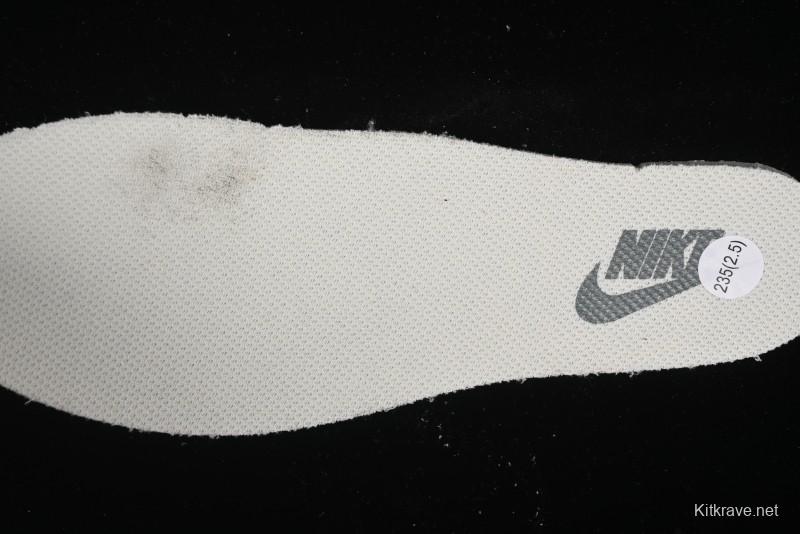 Nike Classic Cortez Leather Retro Running Shoes - HF6410-101