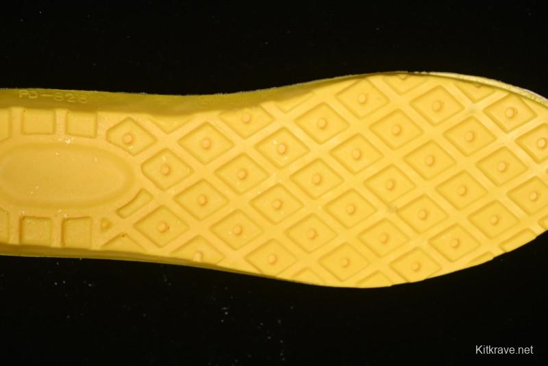 Timberland Outdoor Mid-Top Casual Martin Boots TB10072KHAKI