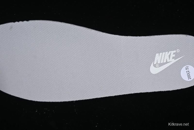 Nike Reigning Champ SB Dunk Low Casual Skate Shoes with 3M Reflective Details - RC3085-892