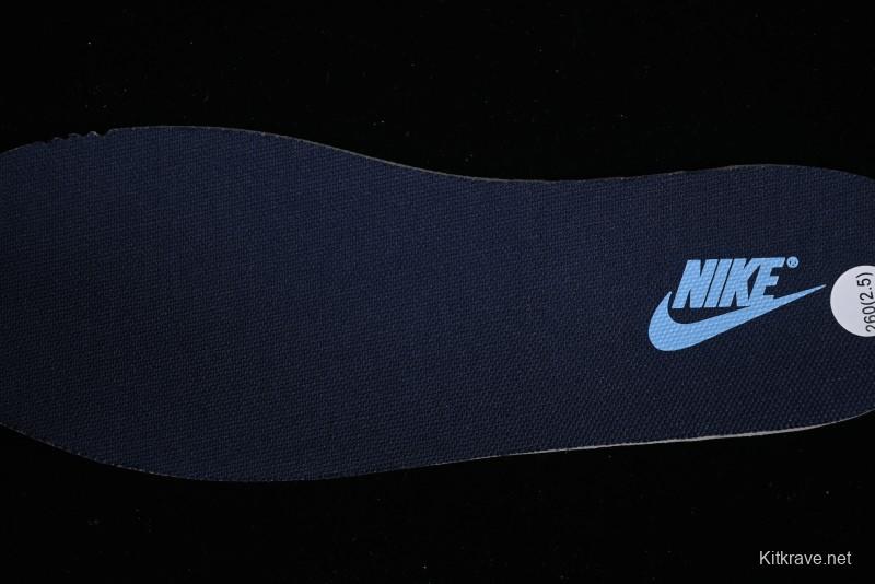 Nike Dunk Low SB Casual Skate Shoes in Obsidian/University Blue Colorway - FN7800-400