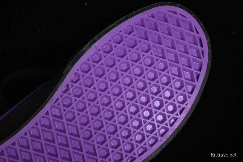 Vans Classics Knu Skool Black Purple Slip-On Shoes - VN0009QCSWE
