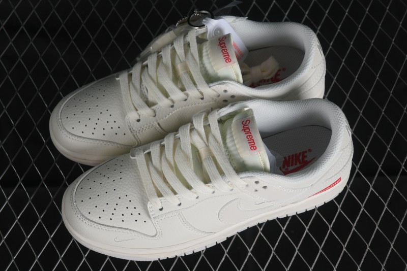 Nike SB Dunk Low Supreme Collaboration - Double Swoosh Anniversary Custom Low-Top Casual Skate Shoes - BB8675-104