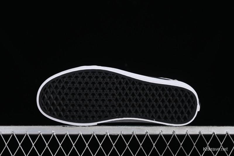 Vans Buzz Old Skool Peace Dove Classic Canvas Patchwork Low-Top Skate Shoes - VN000CR5BPB