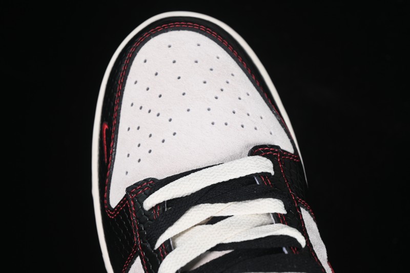 Nike SB Dunk Low Supreme Year of the Snake Limited Edition Red Black Snake Print Anniversary Custom Low-Top Casual Skate Shoes - XS1086-014