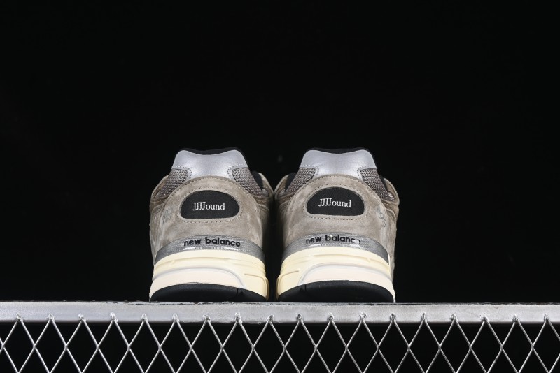 New Balance Made In USA M993 Series Classic Retro Casual Running Shoes with Heritage Design - U993JJ
