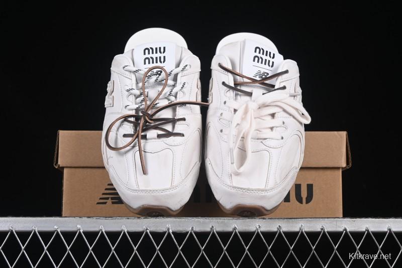 Miu Miu x New Balance 530 Deconstructed Low-Top Retro Sneakers with Dual Lace Design - AJD4