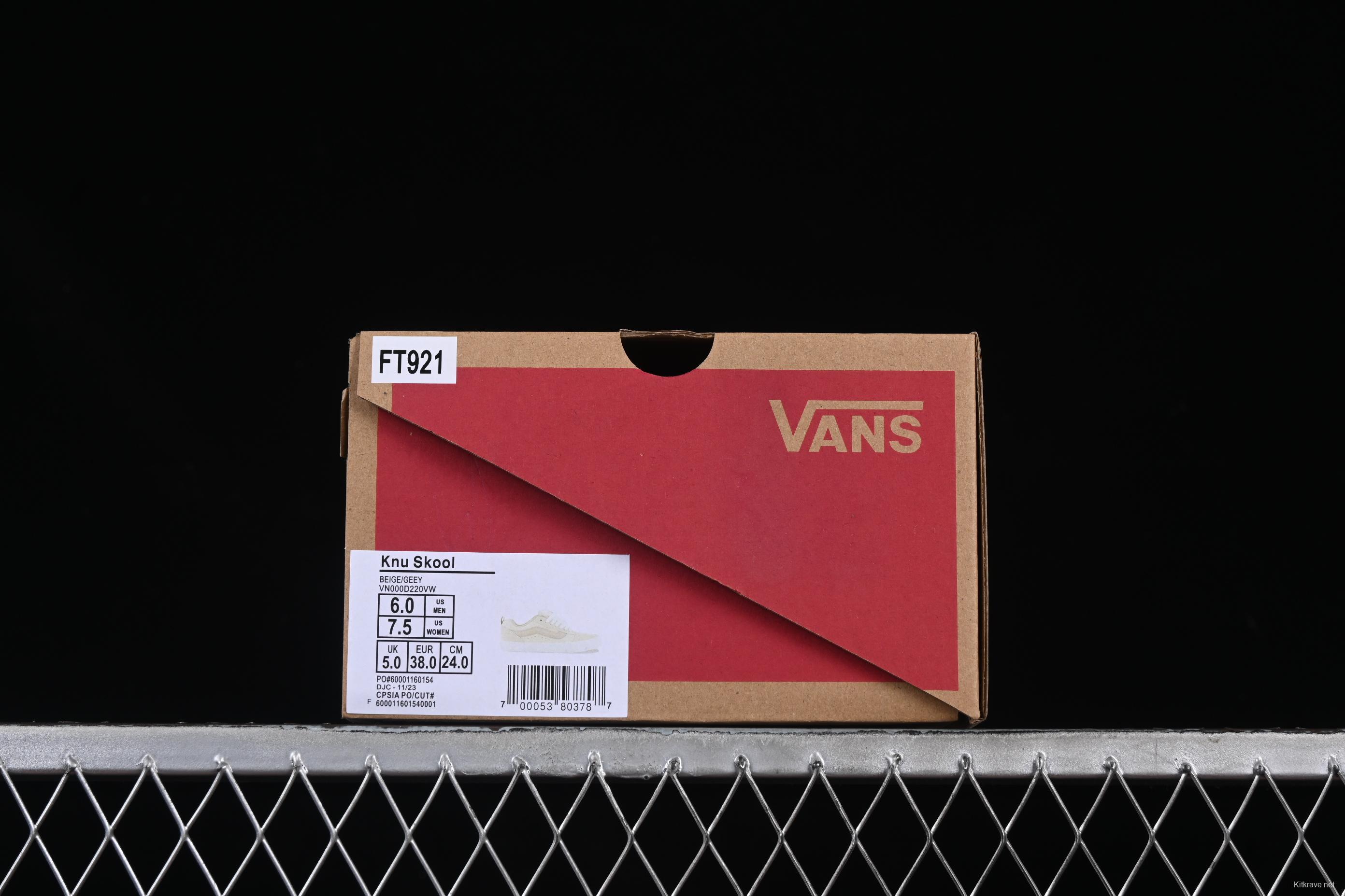 Vans Knu Skool Low-Top Retro Chunky Sneakers - VN000D220VW