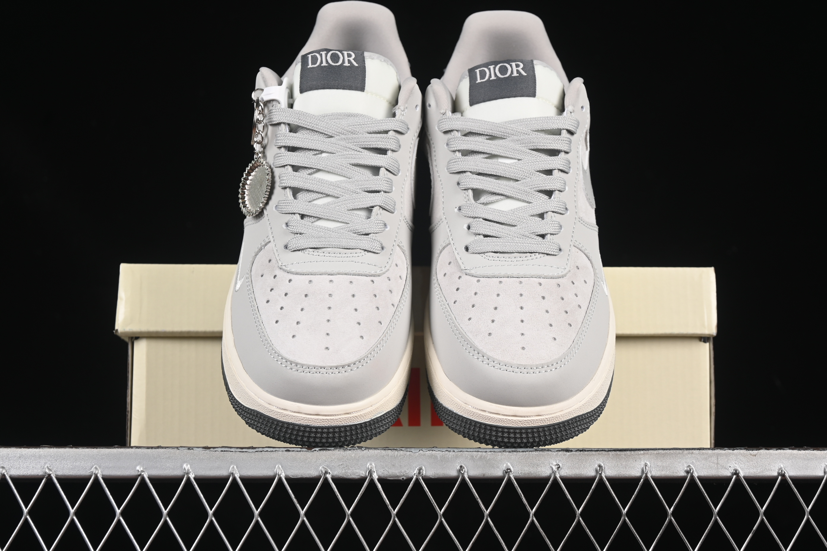 Nike Air Force 1 '07 Low Dior Collaboration Classic Gray Low-Top Casual Sneakers - DF0188-041