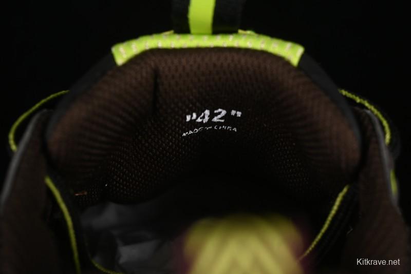 Off-White Be Right Low-Top Lifestyle Sneakers in Black Green - X.E5