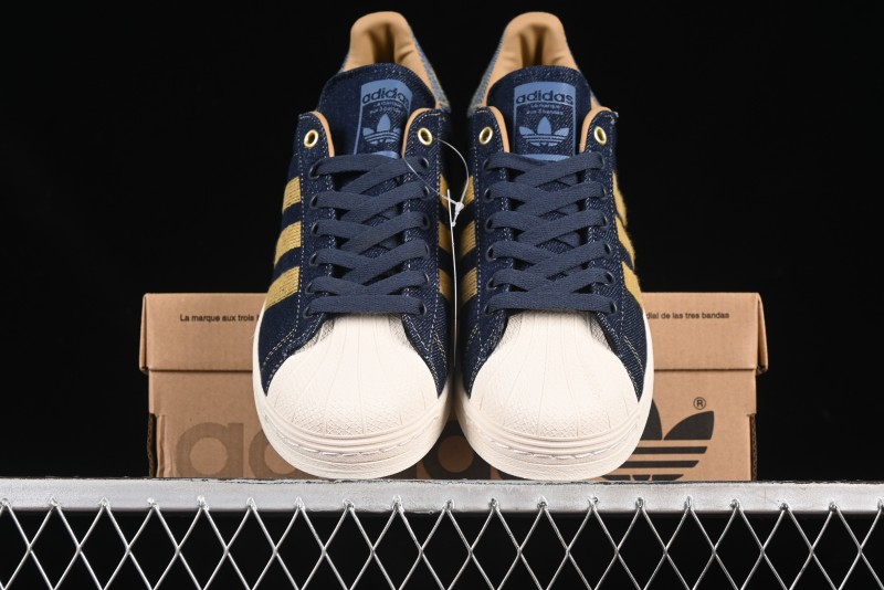 Adidas Superstar 82 Casual Sneakers with Shell Toe - JH5577