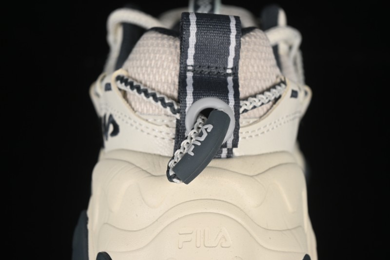 Fila Heritage Fluid Cat Paw 5.0 Retro Dad Shoes with Lace-Up Design - F12W432101FSH