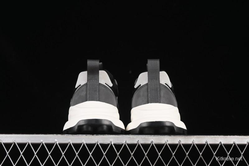 Adidas Thick Sole Waffle Retro Running Shoes with Comfortable Upper and Anti-Slip Sole - 63093901001