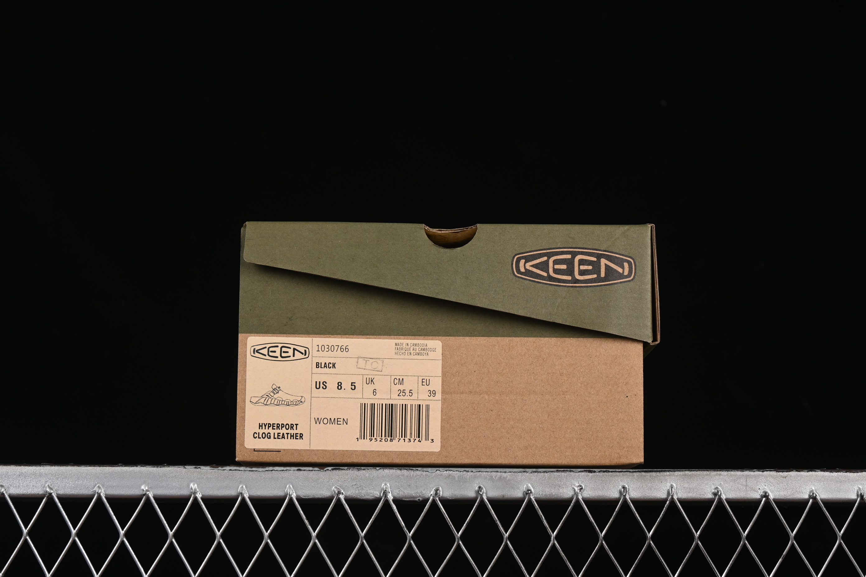 Keen Hyperport Clog Leather Summer Mule Slip-On with Arch Support and Adjustable Lacing System - 1030766