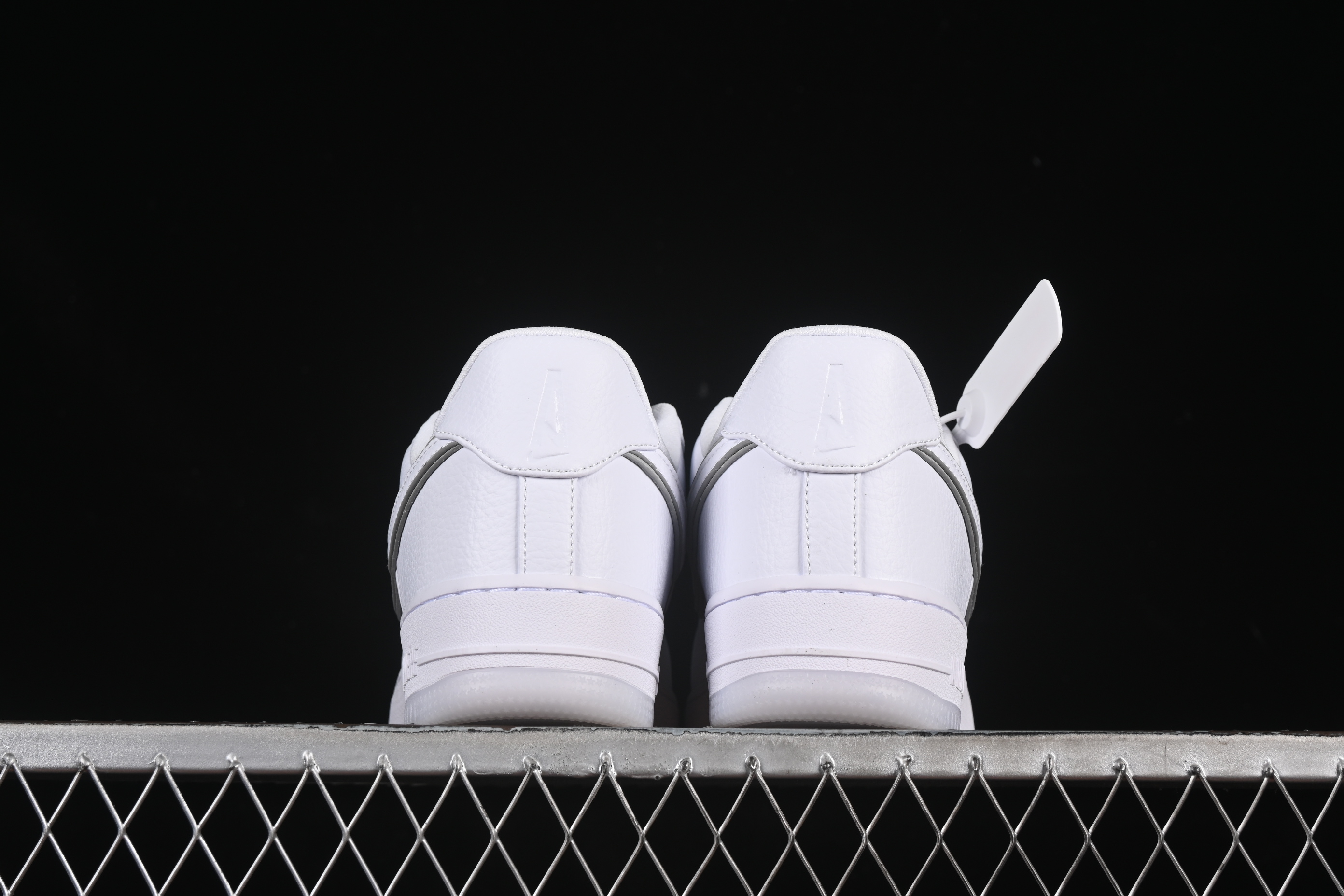 Nike A Ma Maniére x Air Force 1'07 Low Casual Sneakers in White - HF4084-100