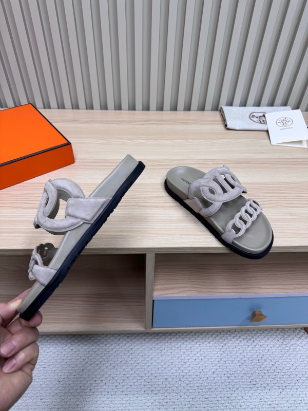 2025 Slippers Hermès Grey Suede Slippers