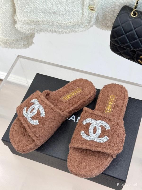 2025 CHANEL Brown Terrycloth Slippers CC Logo KFY00220