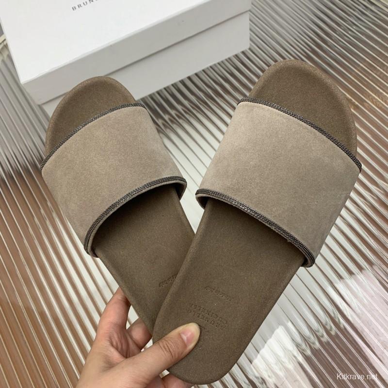 2025 Unisex Brunello Cucinelli Beige Suede Flat Slides Handcrafted With Rubber Sole KFY00240