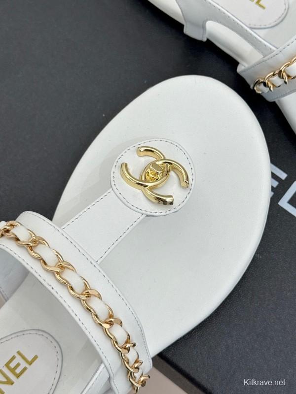 2025 Slippers Chanel White Leather Chain Strap CC Logo