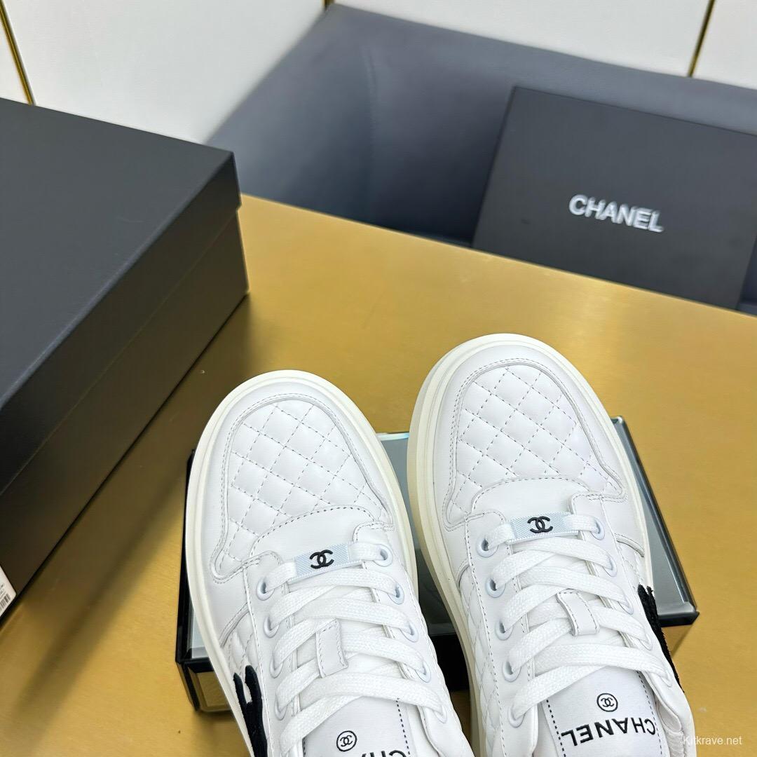 2025 Women Chanel White Leather Sneakers Thick Sole