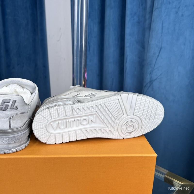 2025 Unisex Louis Vuitton Silver Leather LV Trainer
