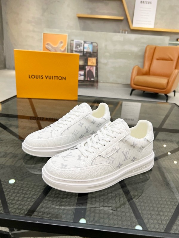 2024 Men Louis Vuitton White Leather Mesh Sneakers MJ00400