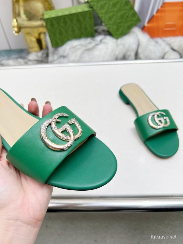 2025 Women Gucci Green Leather Flat Heel Slippers Double G Buckle MJ00190