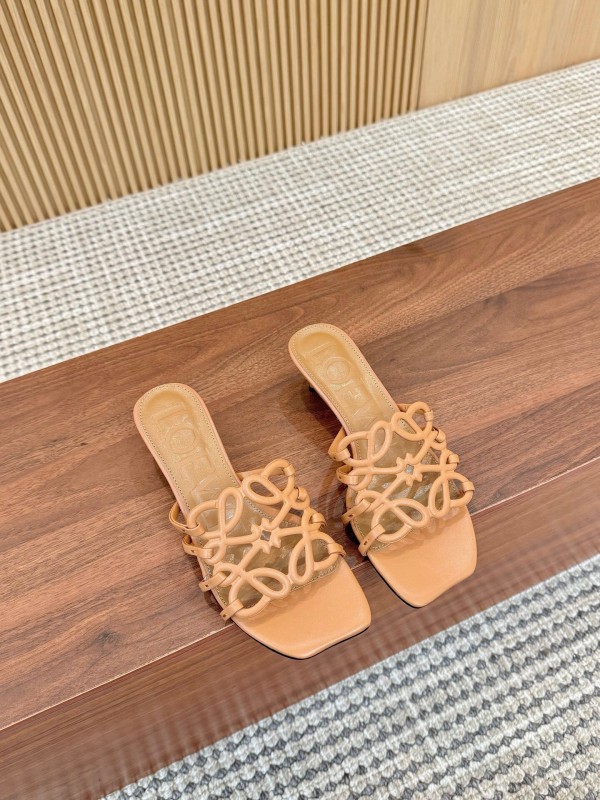 2025 Women Loewe Beige Leather Sandals LY00250