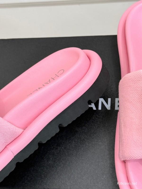 2025 Women Chanel Pink Fabric Slippers KFY00220