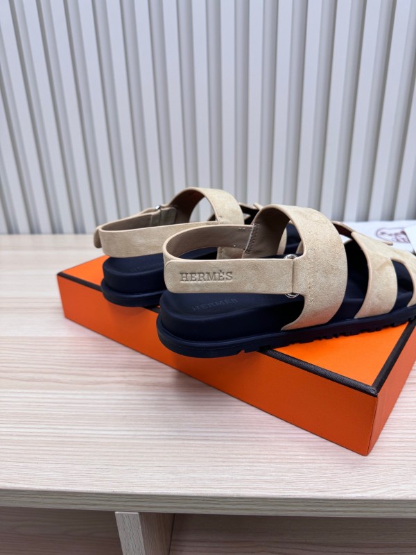 2025 Slippers Hermès Beige Black Suede Leather Sandals