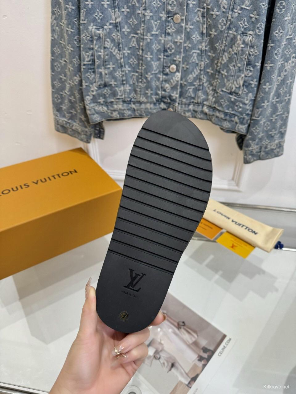 2025 Slippers Louis Vuitton Black Beige Leather Mesh Slippers LY