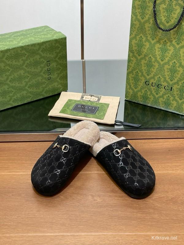 2024 Slippers Gucci Black Shearling GG Pattern