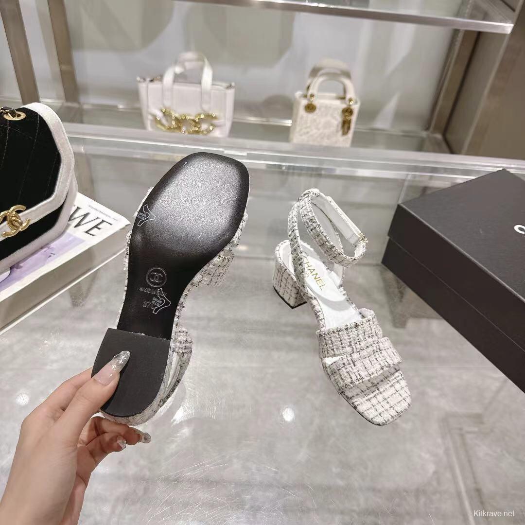 2025 Women Chanel White Black Tweed Leather Sandals LY00280