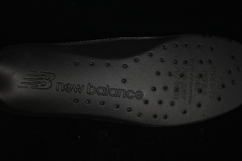 New Balance 2002 Series Retro Casual Running Shoes - ML2002RD
