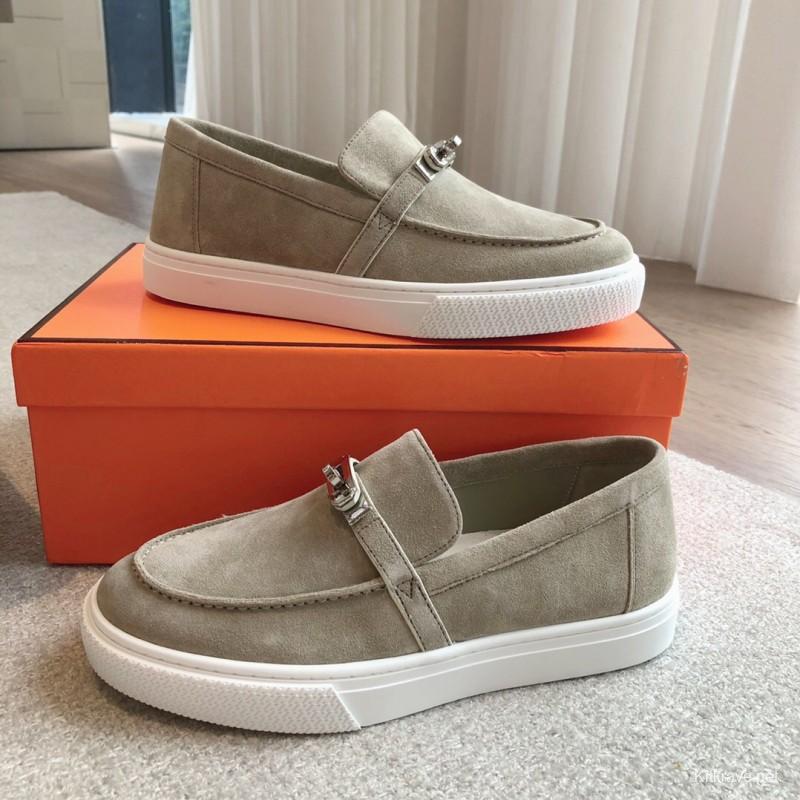 2025 Unisex Hermès Khaki Suede Leather Loafers AS00380