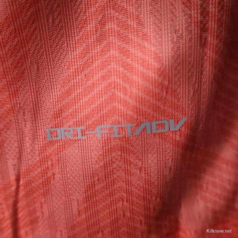 Player Version 25/26 Barcelona Pink with White Trim Jersey