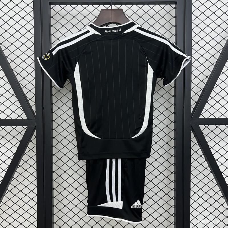 06/07 Kids Real Madrid Away Size 16-28 Jersey