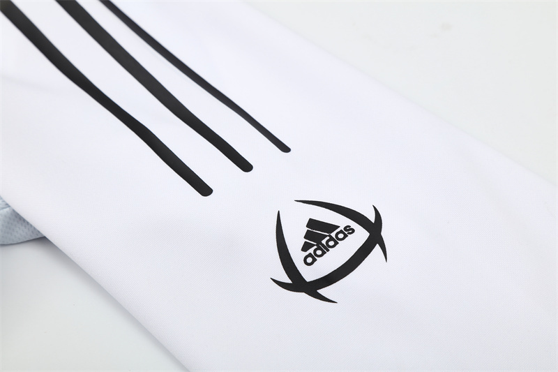 Retro 04/05 Real Madrid White Half Zipper Jacket