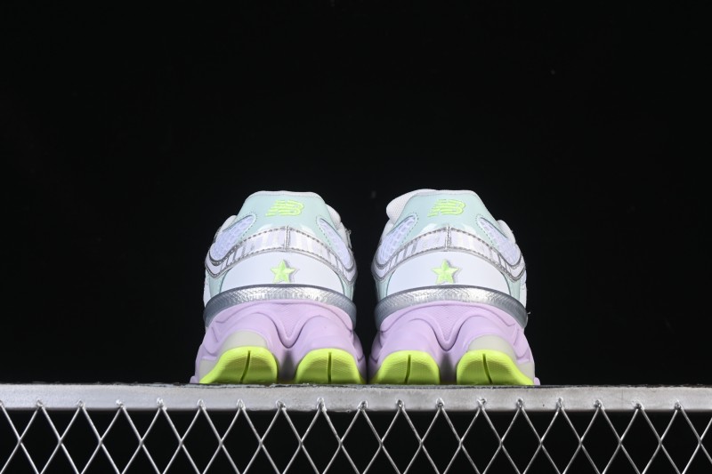 New Balance Retro Casual Running Shoes with ABZORB Cushioning - U9060AGT